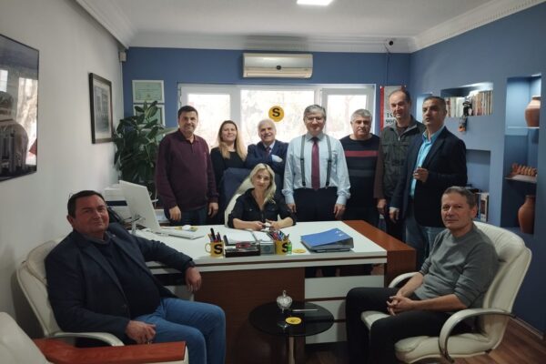 Aradığın Ev Gayrimenkul Ekibimiz